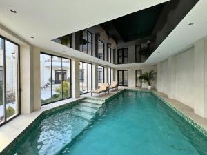 Bakı, həyət evi 7 otaqlı, satılır, 600 m² , 12 sot , Xəzər rayonu, Şüvəlan