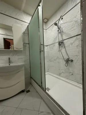 Bakı, köhnə tikili 3 otaqlı, satılır, 85 m²  , Sabunçu rayonu, Bakıxanov qəs.