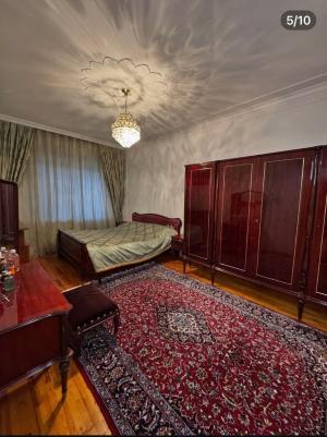 Bakı, köhnə tikili 4 otaqlı, satılır, 110 m²  , Yasamal rayonu, Yeni Yasamal qəs.