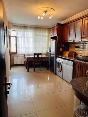Gəncə, köhnə tikili 4 otaqlı, satılır, 94 m²  