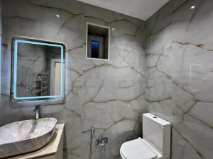 Bakı, həyət evi 4 otaqlı, satılır, 130 m² , 2.5 sot , Xəzər rayonu, Şüvəlan