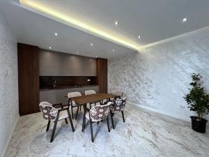 Bakı, həyət evi 4 otaqlı, satılır, 200 m² , 6 sot , Xəzər rayonu, Mərdəkan