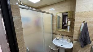 Bakı, köhnə tikili 2 otaqlı, satılır, 50 m²  , Yasamal rayonu