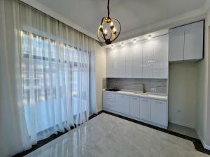 Bakı, həyət evi 4 otaqlı, satılır, 155 m² , 3 sot , Xəzər rayonu, Şüvəlan