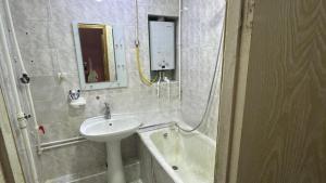 Bakı, köhnə tikili 3 otaqlı, satılır, 75 m²  , Nizami rayonu