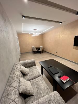 Bakı, yeni tikili 2 otaqlı, satılır, 100 m²  , Nizami rayonu