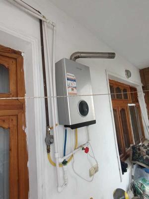 Bakı, köhnə tikili 5 otaqlı, satılır, 120 m²  , Binəqədi rayonu, 8-ci mikrorayon