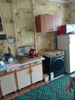 Bakı, köhnə tikili 2 otaqlı, satılır, 65 m²  , Suraxanı rayonu, Qaraçuxur qəs.