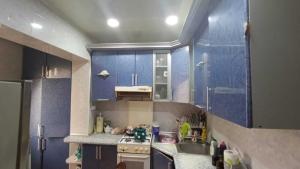 Bakı, köhnə tikili 5 otaqlı, satılır, 120 m²  , Binəqədi rayonu, 8-ci mikrorayon
