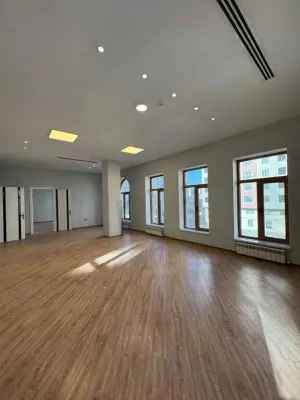 5 комната офис, арендовать, 202 m², Бакы, Нәсими рајону