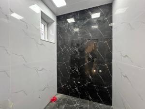 Bakı, həyət evi 4 otaqlı, satılır, 150 m² , 3 sot , Xəzər rayonu, Buzovna