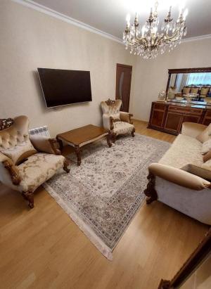 Bakı, köhnə tikili 3 otaqlı, satılır, 90 m²  , Səbail rayonu, Bayıl qəs.