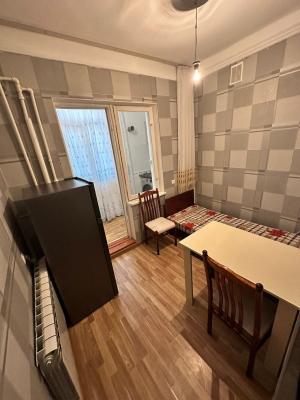 Bakı, köhnə tikili 1 otaqlı, satılır, 45 m²  , Suraxanı rayonu, Yeni Günəşli qəs.
