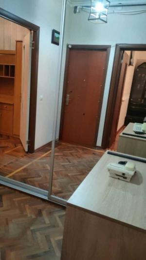 Bakı, köhnə tikili 3 otaqlı, satılır, 62 m²  , Nəsimi rayonu
