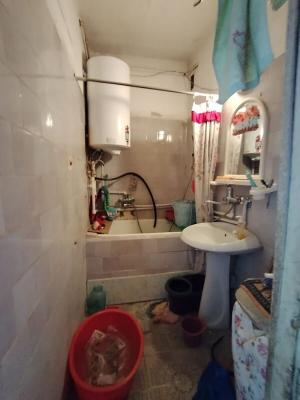 Bakı, köhnə tikili 4 otaqlı, satılır, 115 m²  , Binəqədi rayonu, 9-cu mikrorayon