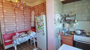 Bakı, köhnə tikili 4 otaqlı, satılır, 115 m²  , Binəqədi rayonu, 9-cu mikrorayon