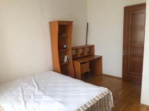 Bakı, köhnə tikili 5 otaqlı, satılır, 160 m²  , Nəsimi rayonu