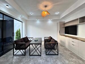 Bakı, həyət evi 4 otaqlı, satılır, 180 m² , 4.5 sot , Xəzər rayonu, Şüvəlan