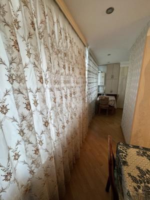 Bakı, köhnə tikili 2 otaqlı, satılır, 65 m²  , Binəqədi rayonu, 8-ci mikrorayon
