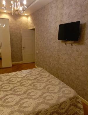 Bakı, yeni tikili 3 otaqlı, satılır, 110 m²  , Yasamal rayonu, Yeni Yasamal qəs.