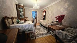 Bakı, köhnə tikili 3 otaqlı, satılır, 57 m²  , Nərimanov rayonu