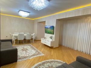 Bakı, yeni tikili 3 otaqlı, satılır, 105 m²  , Yasamal rayonu