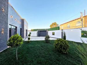 Bakı, bağ/həyət evi 4 otaqlı, satılır, 170 m² , 4.2 sot , Xəzər rayonu, Şüvəlan