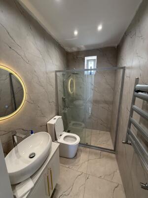 Bakı, həyət evi 4 otaqlı, satılır, 130 m² , 2.5 sot , Xəzər rayonu, Şüvəlan