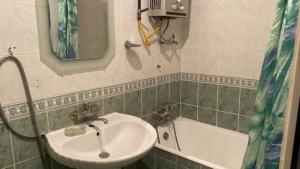 Bakı, köhnə tikili 2 otaqlı, kirayə, 60 m²  , Nərimanov rayonu