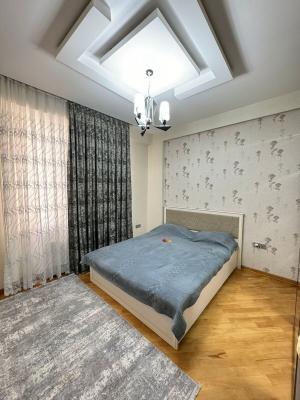 Bakı, yeni tikili 3 otaqlı, satılır, 110 m²  , Nəsimi rayonu, 4-cü mikrorayon