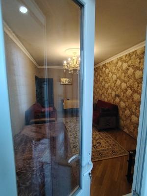Bakı, köhnə tikili 2 otaqlı, satılır, 60 m²  , Suraxanı rayonu, Qaraçuxur qəs.