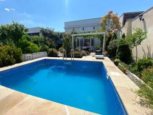 Bakı, həyət evi 3 otaqlı, satılır, 120 m² , 4 sot , Xəzər rayonu, Mərdəkan