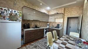 Bakı, yeni tikili 3 otaqlı, satılır, 115 m²  , Nizami rayonu, 8-ci kilometr