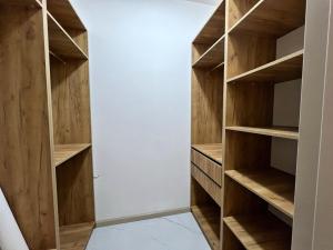 Bakı, həyət evi 5 otaqlı, satılır, 280 m² , 7 sot , Xəzər rayonu, Mərdəkan