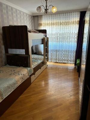 Bakı, köhnə tikili 3 otaqlı, satılır, 80 m²  , Xətai rayonu, Əhmədli