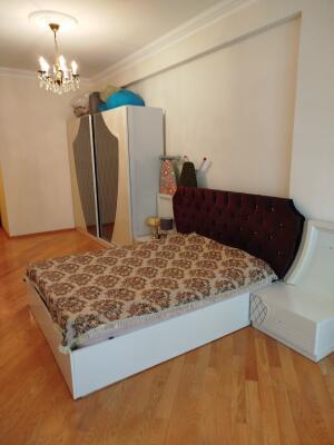 Bakı, yeni tikili 3 otaqlı, satılır, 137 m²  , Səbail rayonu