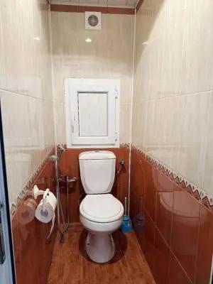 Bakı, köhnə tikili 3 otaqlı, satılır, 110 m²  , Binəqədi rayonu, 8-ci mikrorayon