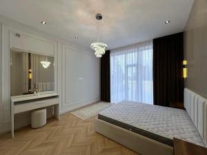 Bakı, həyət evi 5 otaqlı, satılır, 360 m² , 8 sot , Xəzər rayonu, Şüvəlan