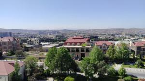 Bakı, köhnə tikili 4 otaqlı, satılır, 115 m²  , Binəqədi rayonu, 9-cu mikrorayon