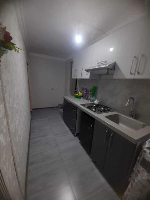 Sumqayıt, köhnə tikili 2 otaqlı, satılır, 40 m²  , 5-ci mikrorayon