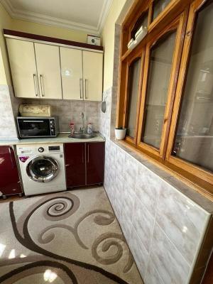 Bakı, köhnə tikili 3 otaqlı, satılır, 65 m²  , Xətai rayonu, H.Aslanov qəs.
