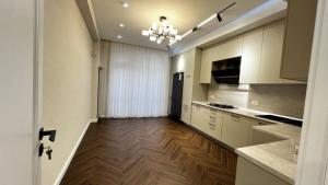 Bakı, yeni tikili 3 otaqlı, satılır, 140 m²  , Nizami rayonu