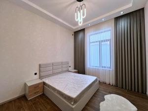 Bakı, həyət evi 4 otaqlı, satılır, 180 m² , 4 sot , Xəzər rayonu, Mərdəkan