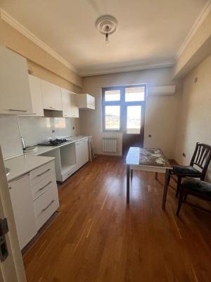 Bakı, yeni tikili 2 otaqlı, satılır, 74 m²  , Səbail rayonu, Bayıl qəs.