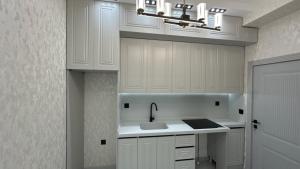 Bakı, yeni tikili 2 otaqlı, satılır, 63 m²  , Nəsimi rayonu, 5-ci mikrorayon