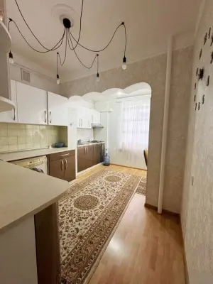 3 комната старое здание, продажа, 110 m², Бакы, Бинәгәди рајону, 8-ҹи микрорајон