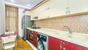 Bakı, yeni tikili 3 otaqlı, günlük kirayə, 100 m²  , Nərimanov rayonu
