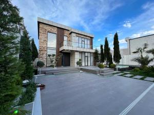 Bakı, həyət evi 5 otaqlı, satılır, 360 m² , 8 sot , Xəzər rayonu, Şüvəlan