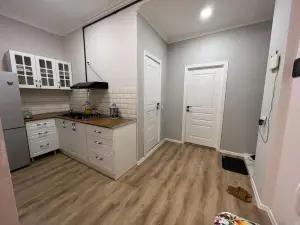 Bakı, köhnə tikili 2 otaqlı, günlük kirayə, 69 m²  , Səbail rayonu