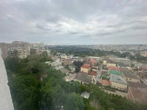 Bakı, köhnə tikili 4 otaqlı, satılır, 110 m²  , Nizami rayonu, 8-ci kilometr